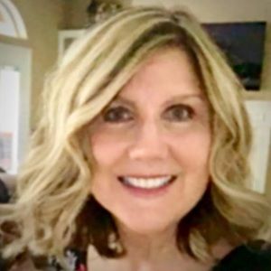 Meet your Posher, Shellie